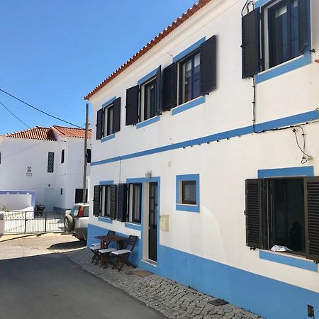 House Located In Opposite Of Beach! Apartman Lagoa  Kültér fotó